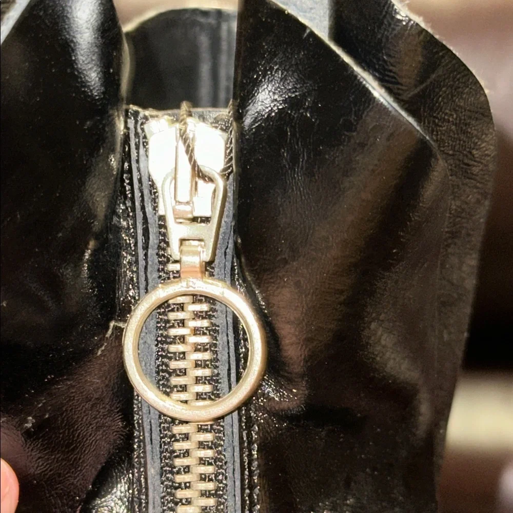 NWT Zara Ruffled Patent Leather Kitten Heel Booties - Picture 7 of 16